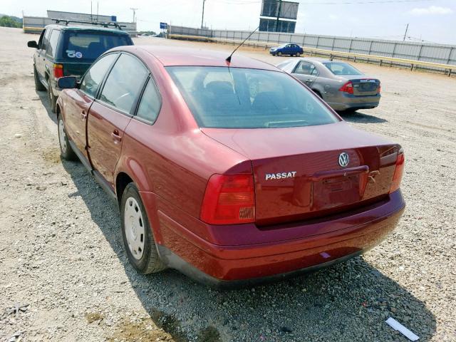 WVWMA63B8XE125534 - 1999 VOLKSWAGEN PASSAT GLS RED photo 3