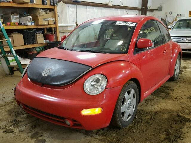 3VWBB61C6WM002126 - 1998 VOLKSWAGEN NEW BEETLE წითელი ფოტო 2