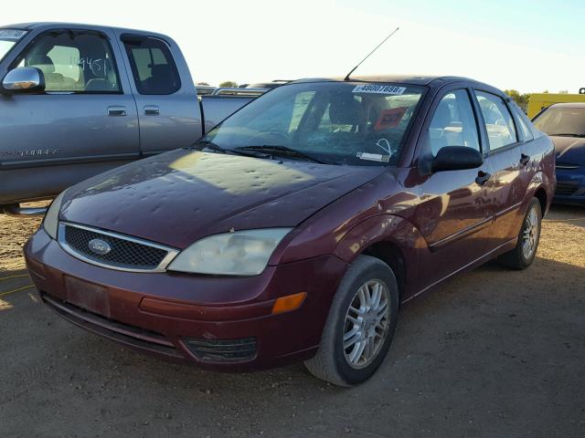 1FAFP34N27W128007 - 2007 FORD FOCUS ZX4 MAROON photo 2