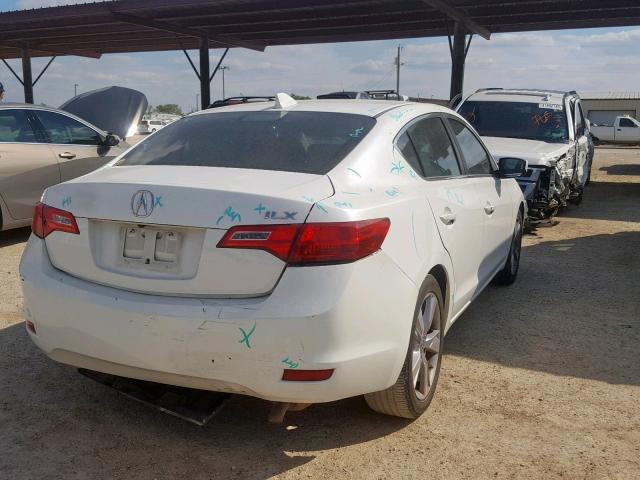 19VDE1F70DE009185 - 2013 ACURA ILX 20 TEC WHITE photo 4