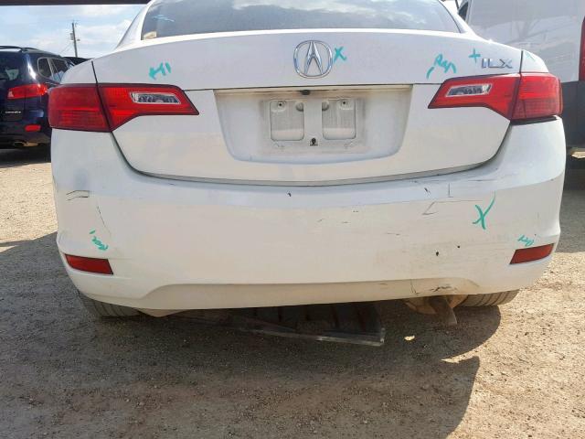 19VDE1F70DE009185 - 2013 ACURA ILX 20 TEC WHITE photo 9