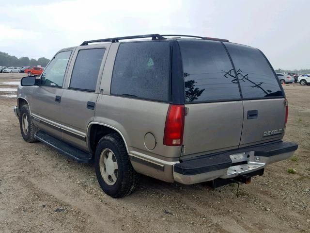 1GNEC13R9XJ458337 - 1999 CHEVROLET TAHOE C150 TAN photo 3