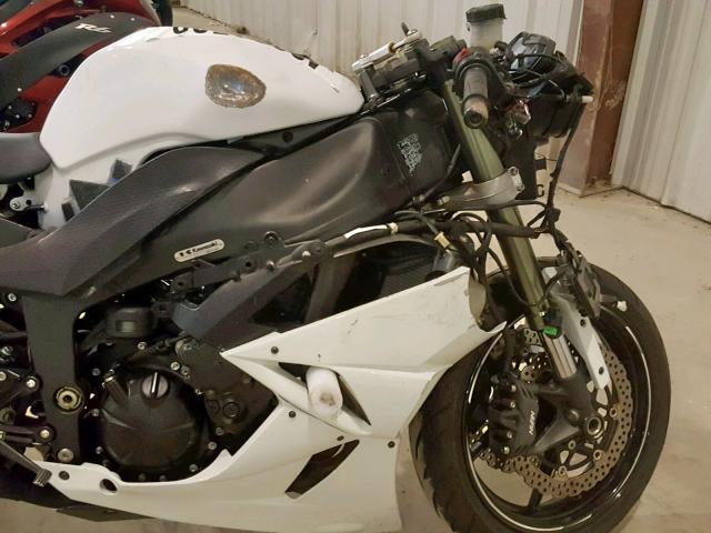 JKAZX4R1XBA026599 - 2011 KAWASAKI ZX600 R WHITE photo 7