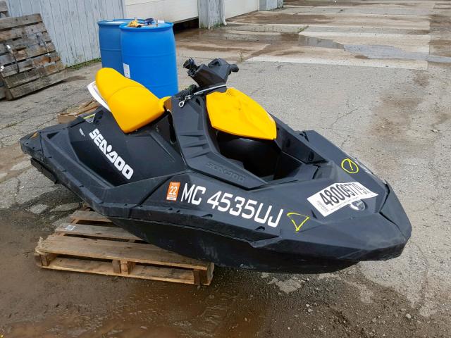 YDV83756D919 - 2019 SKI DOO MARINE LOT BLACK photo 1