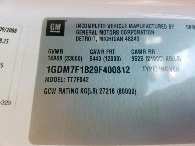 1GDM7F1B29F400812 - 2009 GMC T-SERIES F WHITE photo 10