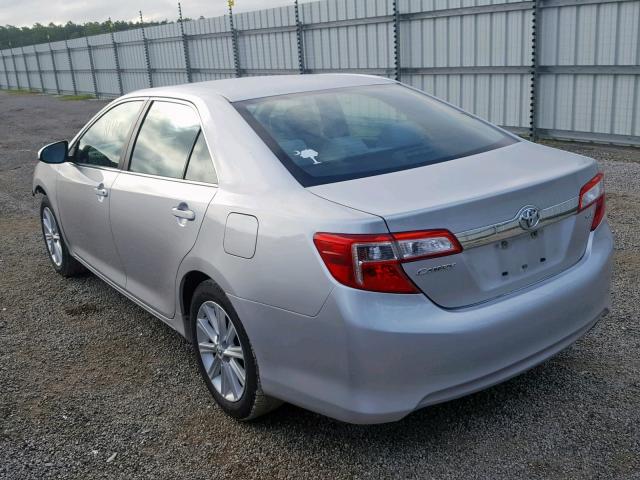4T1BF1FK7CU067855 - 2012 TOYOTA CAMRY BASE SILVER photo 3