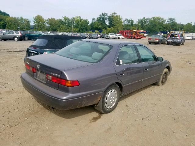 4T1BG22K4XU913714 - 1999 TOYOTA CAMRY CE GRAY photo 4