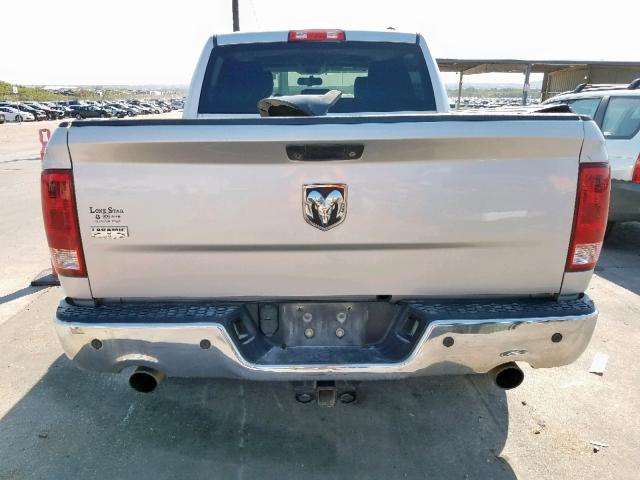 1C6RD6NT2CS182642 - 2012 DODGE RAM 1500 L SILVER photo 9