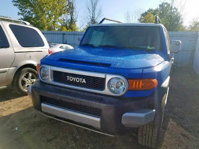 JTEBU11F570011362 - 2007 TOYOTA FJ CRUISER BLUE photo 9