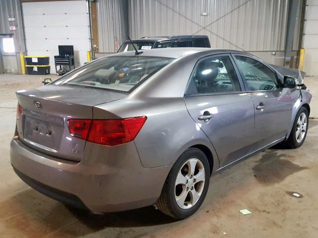 KNAFU4A23A5109544 - 2010 KIA FORTE EX GRAY photo 4