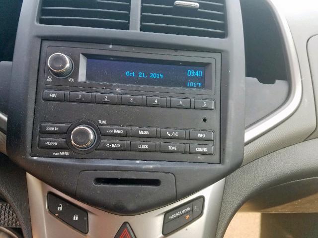 1G1JA5SH1F4115346 - 2015 CHEVROLET SONIC LS SILVER photo 9