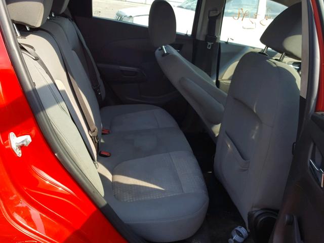 1G1JA6SH6C4118972 - 2012 CHEVROLET SONIC LS 红色 照片 6