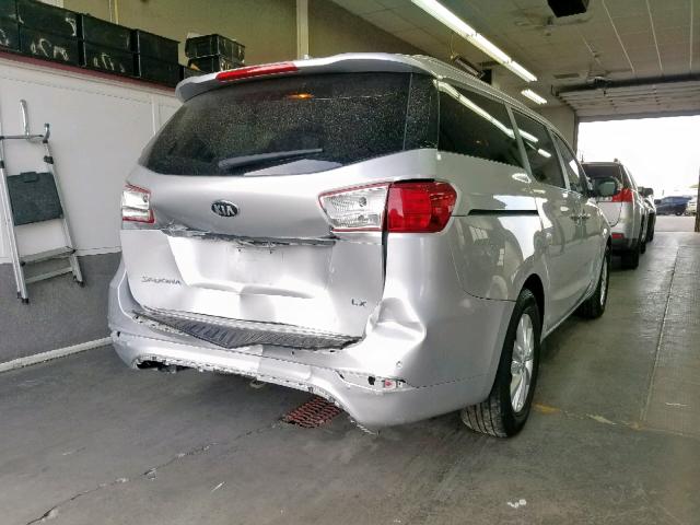 KNDMB5C16G6081753 - 2016 KIA SEDONA LX SILVER photo 4