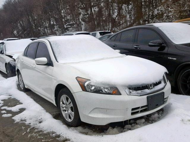 1HGCP26478A095100 - 2008 HONDA ACCORD LXP WHITE photo 1