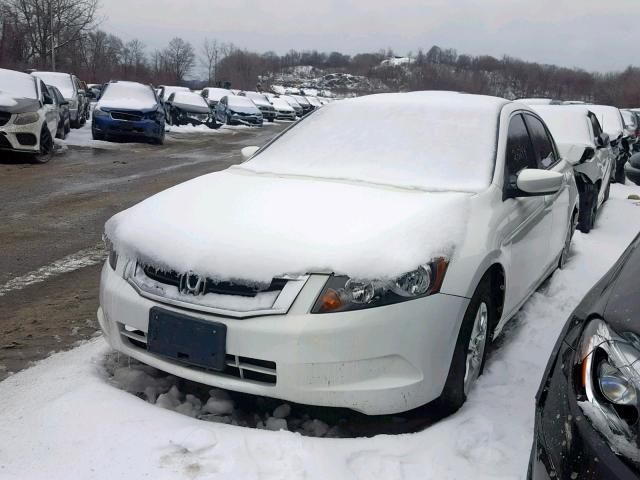 1HGCP26478A095100 - 2008 HONDA ACCORD LXP WHITE photo 2