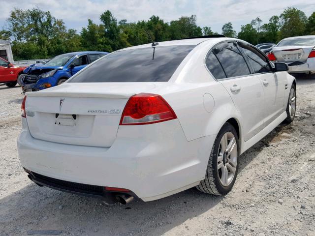 6G2ER57749L164589 - 2009 PONTIAC G8 WHITE photo 4