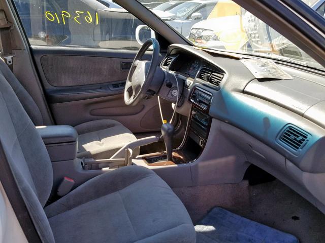 1N4DL01D5YC197581 - 2000 NISSAN ALTIMA XE WHITE photo 5