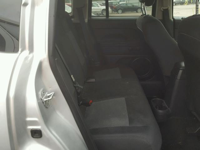 1C4NJCBA0ED537560 - 2014 JEEP COMPASS SP ვერცხლისფერი ფოტო 6