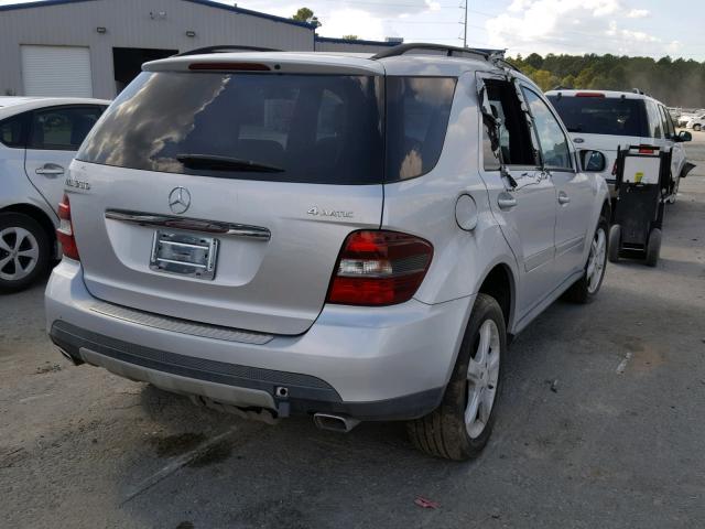 4JGBB86E08A385226 - 2008 MERCEDES-BENZ ML 350 BLACK photo 4