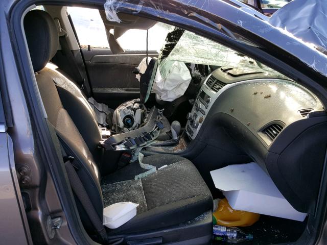 1G1ZC5EB5AF247155 - 2010 CHEVROLET MALIBU 1LT BROWN photo 5