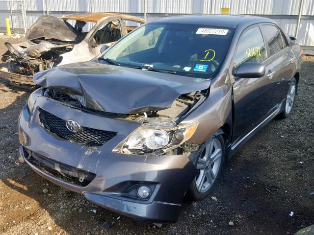 2T1BE40E89C021159 - 2009 TOYOTA COROLLA XR GRAY photo 2