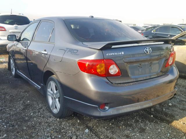 2T1BE40E89C021159 - 2009 TOYOTA COROLLA XR GRAY photo 3