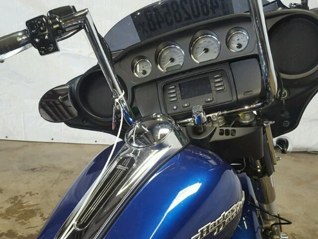 1HD1KBC13HB661356 - 2017 HARLEY-DAVIDSON FLHX STREE BLUE photo 5