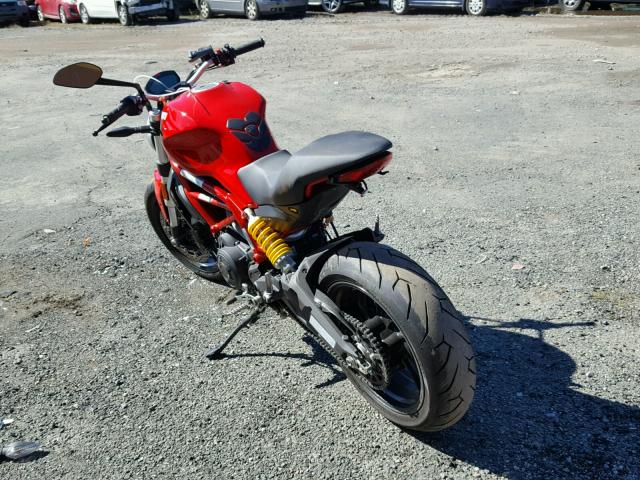 ZDMMADBM9HB002002 - 2017 DUCATI MONSTER 79 RED photo 3