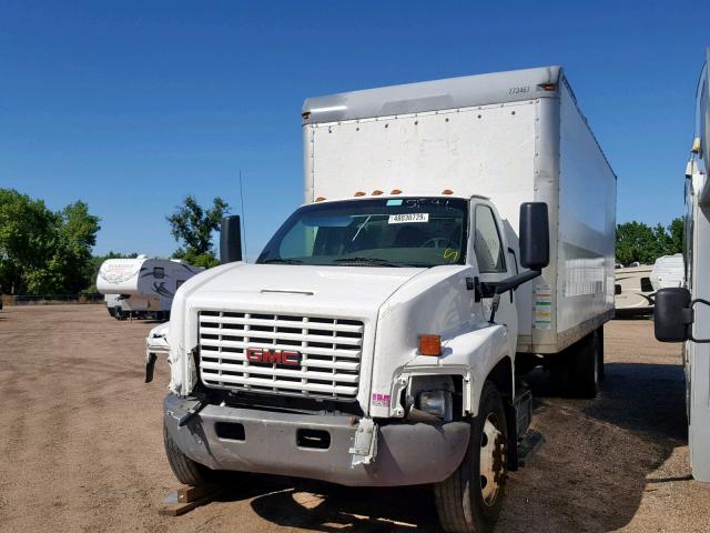 1GDJ7C1317F901942 - 2007 GMC C7500 C7C0 WHITE photo 2