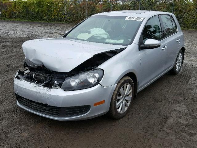 WVWDA7AJ8CW090840 - 2012 VOLKSWAGEN GOLF 银色 照片 2