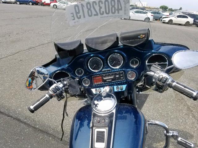 1HD1FCW152Y642026 - 2002 HARLEY-DAVIDSON FLHTCUI BLUE photo 9