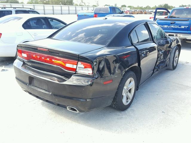 2C3CDXHG1DH586063 - 2013 DODGE CHARGER SX BLACK photo 4