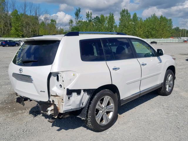 5TDDK3EHXDS221376 - 2013 TOYOTA HIGHLANDER WHITE photo 4