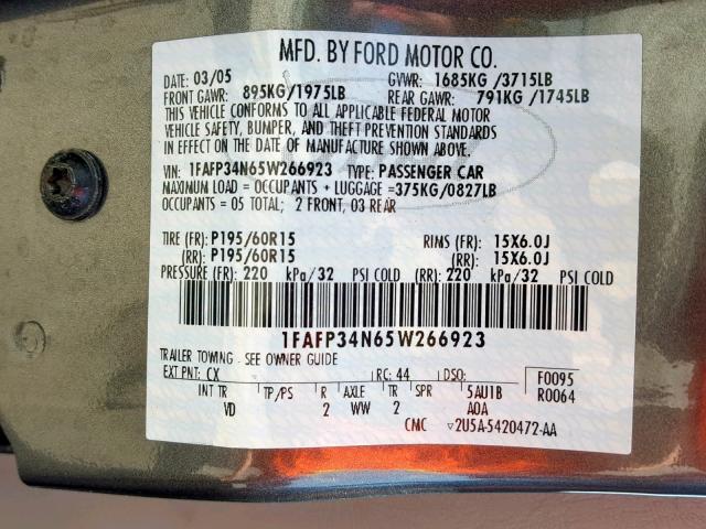 1FAFP34N65W266923 - 2005 FORD FOCUS ZX4 GRAY photo 10