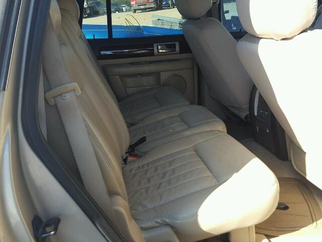 5LMFU27586LJ14047 - 2006 LINCOLN NAVIGATOR ოქროსფერი ფოტო 6