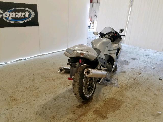 JKBZXNC188A000859 - 2008 KAWASAKI ZX1400 C SILVER photo 4