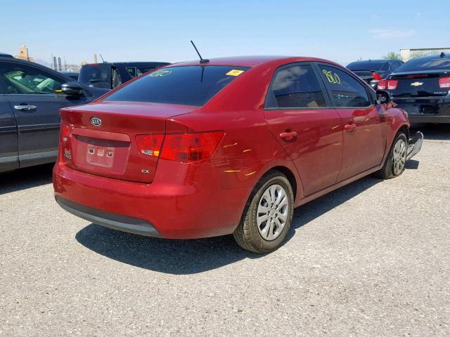 KNAFU4A29B5317493 - 2011 KIA FORTE EX RED photo 4