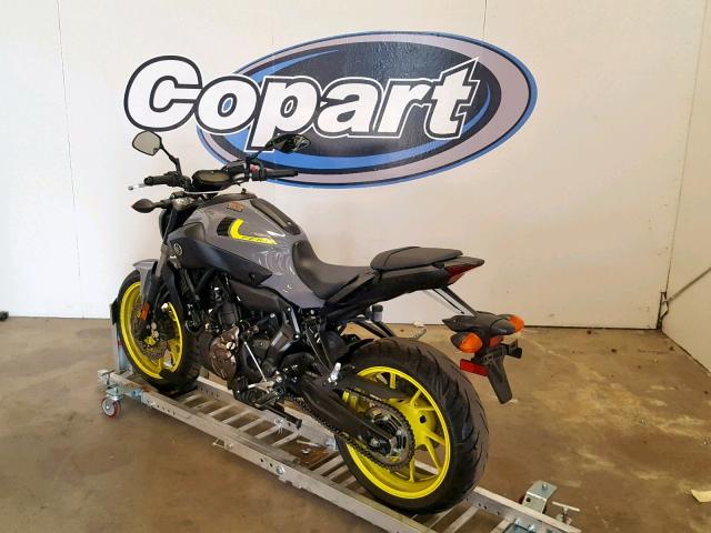 JYARM06E5GA010392 - 2016 YAMAHA FZ07 GRAY photo 3