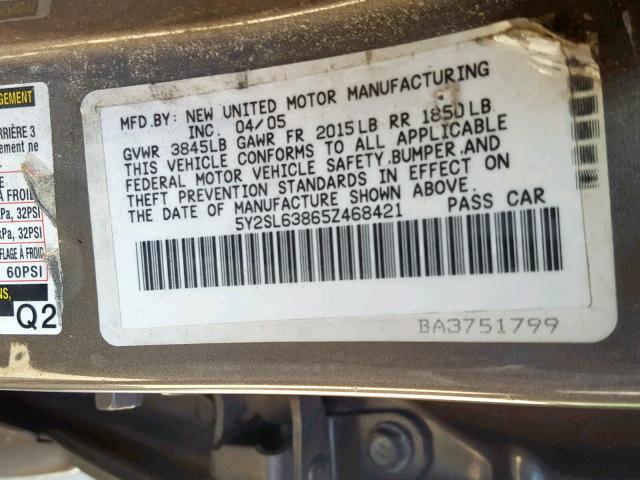 5Y2SL63865Z468421 - 2005 PONTIAC VIBE GRAY photo 10