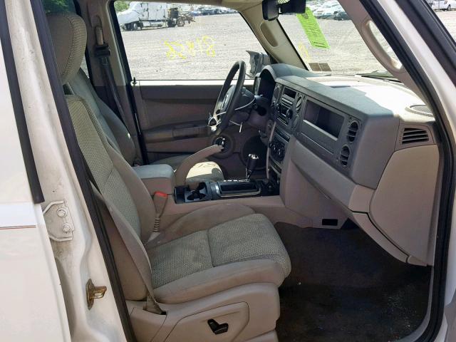 1J8HG48K96C229059 - 2006 JEEP COMMANDER თეთრი ფოტო 5
