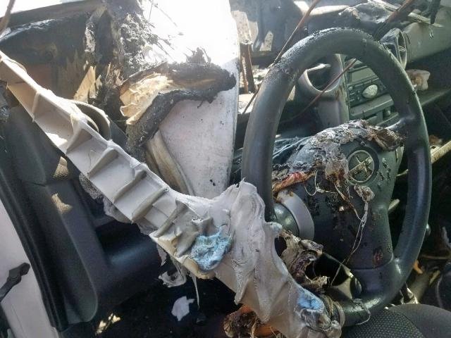 JTLKT334950182762 - 2005 TOYOTA SCION XB თეთრი ფოტო 8