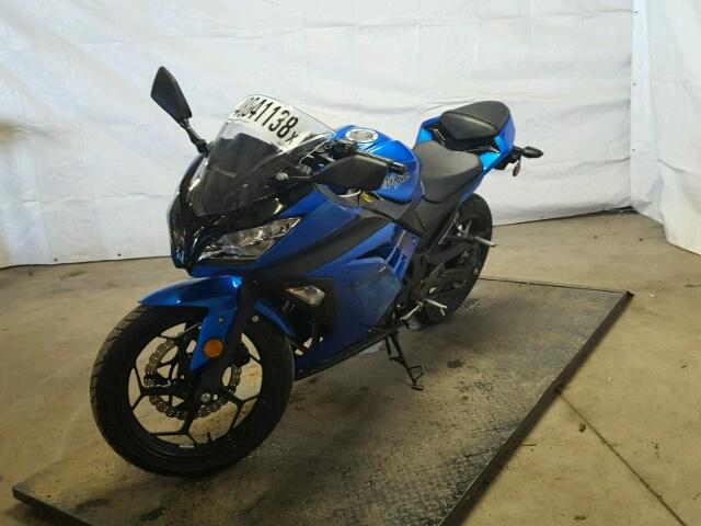 JKAEX8A13HDA33700 - 2017 KAWASAKI EX300 A BLUE photo 2