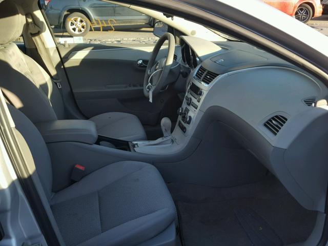 1G1ZB5EB1AF316698 - 2010 CHEVROLET MALIBU LS SILVER photo 5