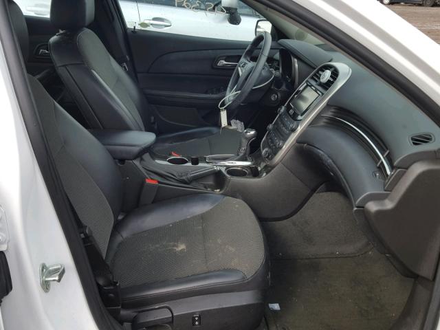 1G11C5SL2EF264267 - 2014 CHEVROLET MALIBU 1LT WHITE photo 5