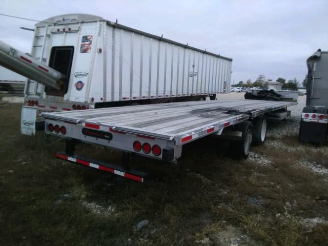 1TTE532C8K3098555 - 2019 TRAN TRAILER SILVER photo 4