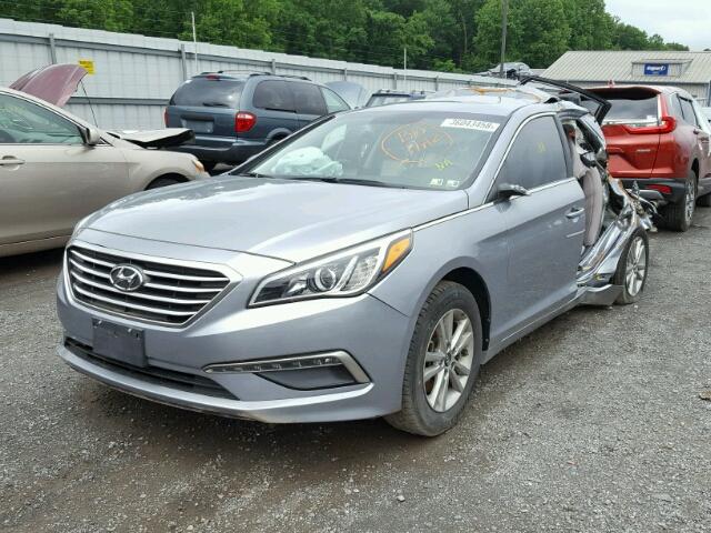 5NPE24AF1FH121870 - 2015 HYUNDAI SONATA SE BLUE photo 2