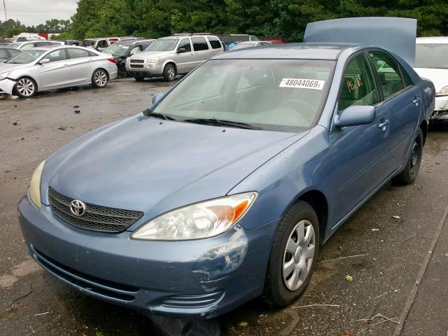 4T1BE32K72U576699 - 2002 TOYOTA CAMRY LE BLUE photo 2