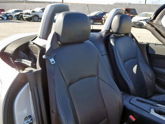 4USBT33554LS53158 - 2004 BMW Z4 2.5 SILVER photo 6