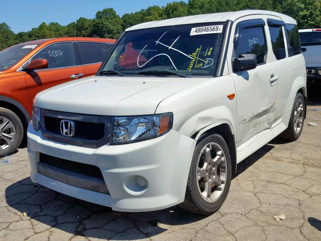 5J6YH189X9L004194 - 2009 HONDA ELEMENT SC WHITE photo 2