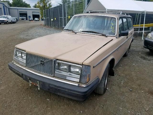 YV1AX8853F1616562 - 1985 VOLVO 245 DL TAN photo 2